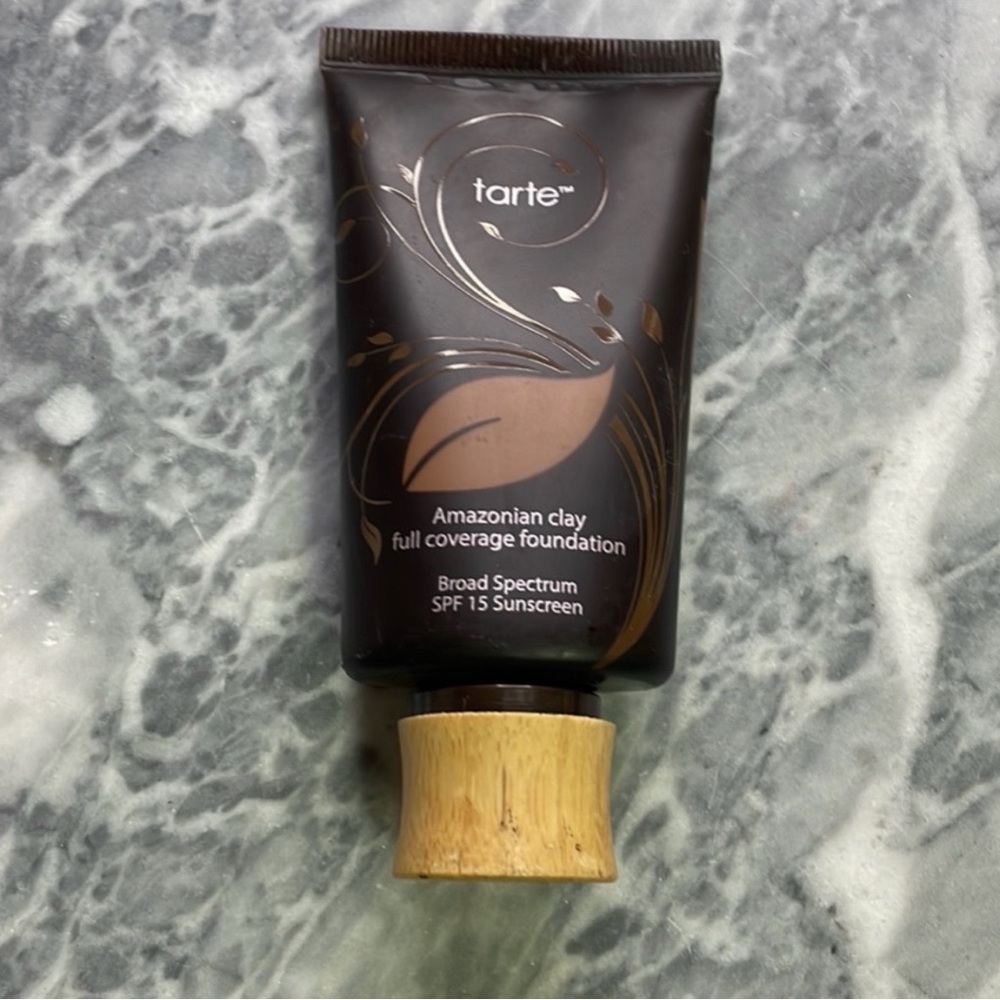 Tarte Amazonian Clay Foundation Rich Honey‎
